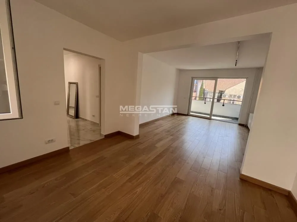 Prodaja, četvorosoban stan, 93m², Vračar Hram, Vračar Sve Podlokacije