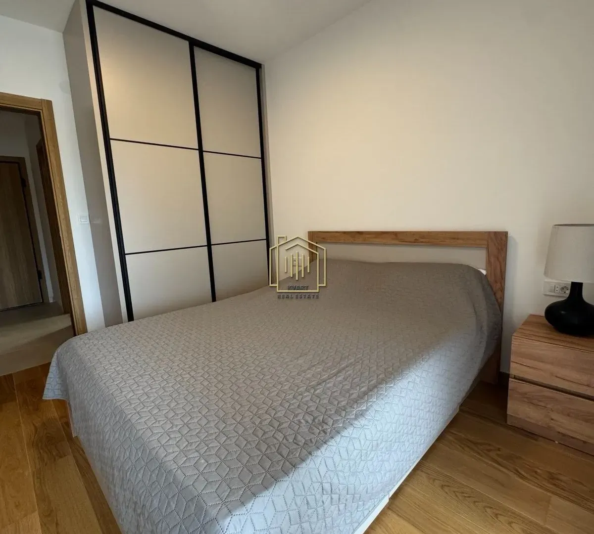 Izdavanje, jednosoban stan, 46m², New City, Podgorica