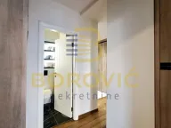 Prodaja, četvorosoban stan, 115m², Južni Bulevar, Vračar Sve Podlokacije - image 18