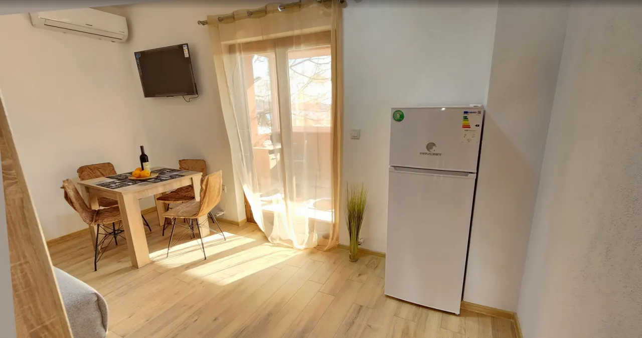 Rent, one bedroom apartment, 55m², Šušanj, Bar