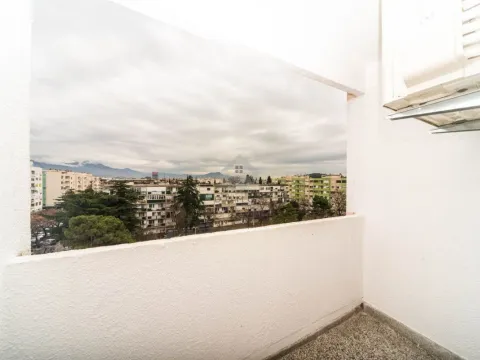 Rent, three bedroom apartment, 105m², Preko Morače, Podgorica - image 12