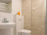 Izdavanje, jednosoban stan, 45m², City Kej, Podgorica - image 4