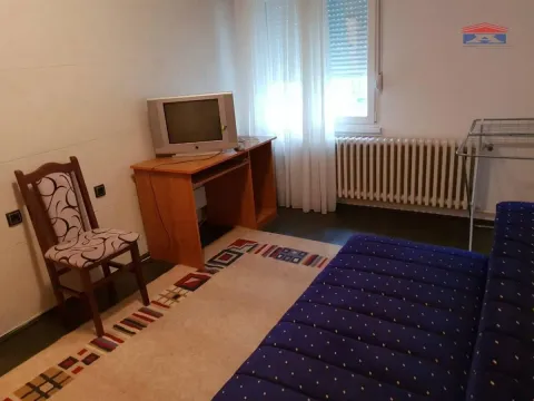 Izdavanje, jednosoban stan, 37m², Sajmište, Novi Sad - image 3