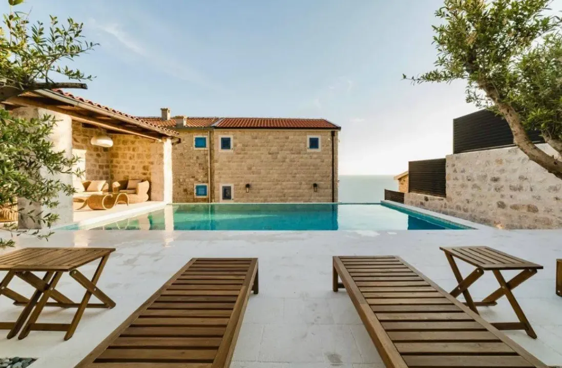 Sale, house, 195m², Reževići, Budva