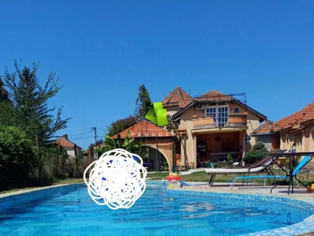 Izdavanje, kuća, 180m², Kruševac, Srbija