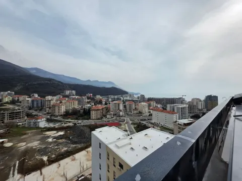 Prodaja, garsonjera, 33m², Bečići, Budva - image 2