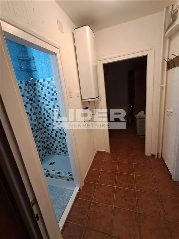 Prodaja, jednosoban stan, 44m², Savski Venac, Beograd