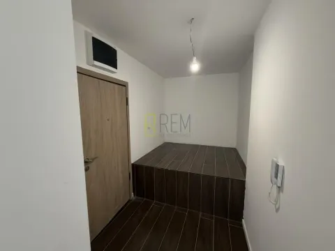 Prodaja, jednosoban stan, 45m², Podgorica, Crna Gora - image 2