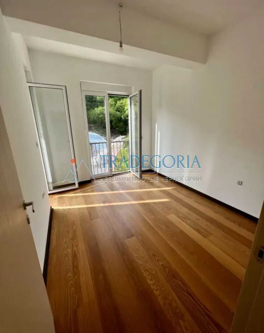 Prodaja, dvosoban stan, 70m², Pržno, Budva