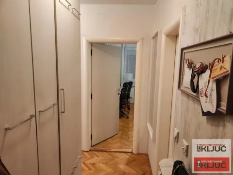 Prodaja, trosoban stan, 60m², Podbara, Novi Sad Sve Podlokacije - image 6