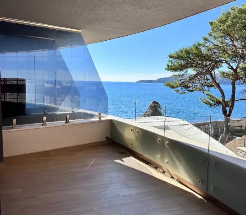 Prodaja, jednosoban stan, 59m², Rafailovići, Budva