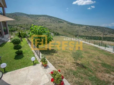Prodaja, kuća, 220m², Ostalo, Podgorica - image 37