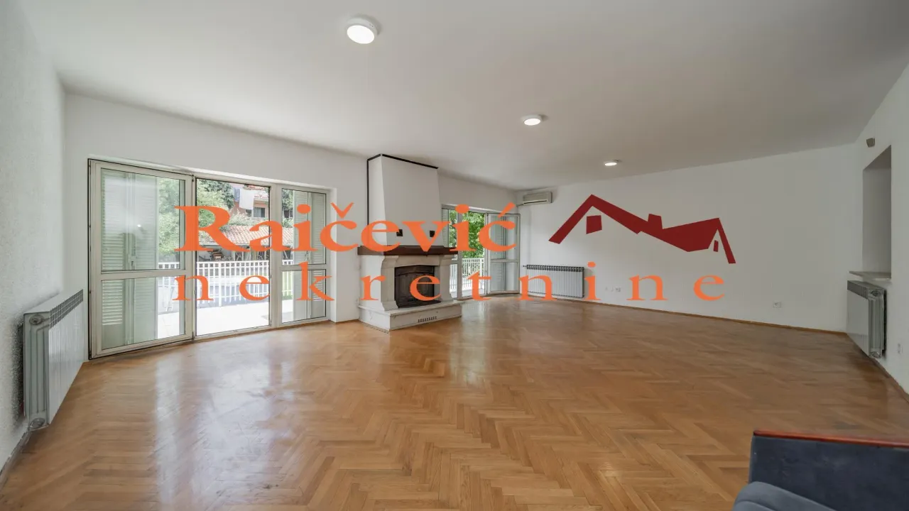 Rent, house, 604m², Voždovac, Voždovac Sve Podlokacije