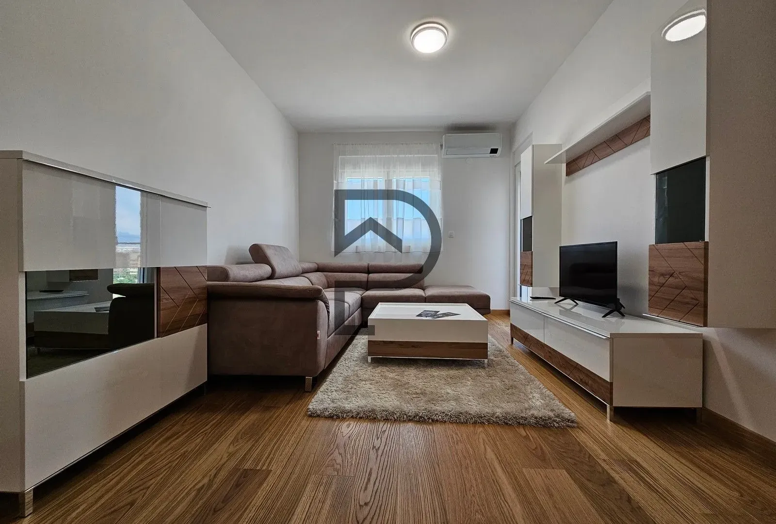 Prodaja, jednosoban stan, 44m², New City, Podgorica
