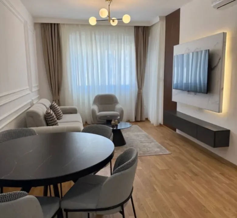 Izdavanje, jednosoban stan, 47m², Podgorica, Crna Gora