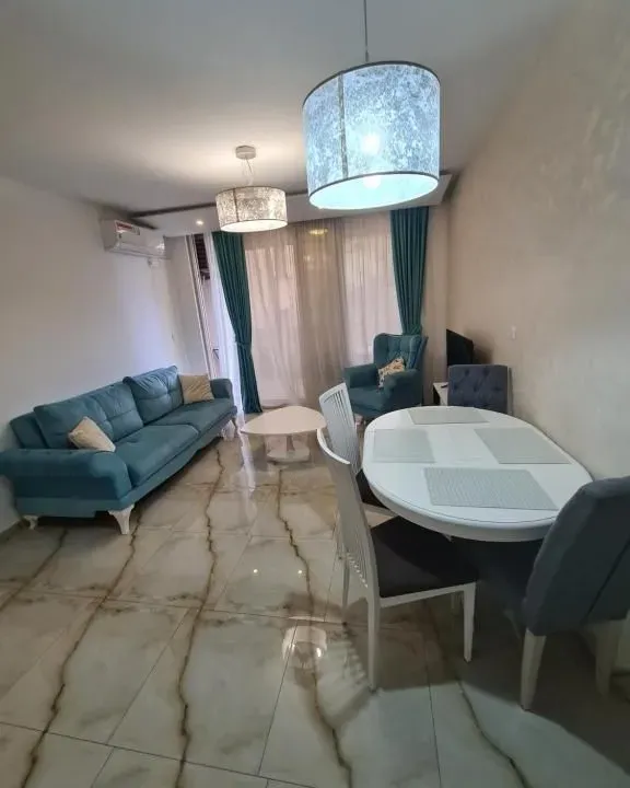 Prodaja, dvosoban stan, 64m², Rafailovići, Budva