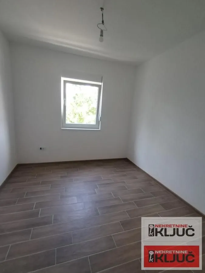 Prodaja, stan, 110m², Veternik, Novi Sad Sve Podlokacije