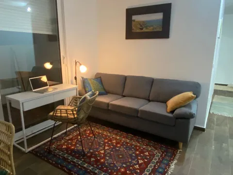 Rent, one bedroom apartment, 41m², Ulcinj, Crna Gora - image 5