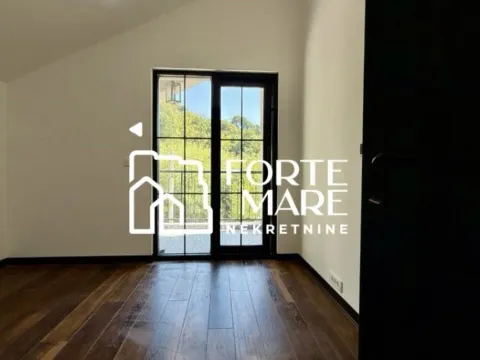 Prodaja, trosoban stan, 122m², Herceg Novi, Crna Gora - image 4