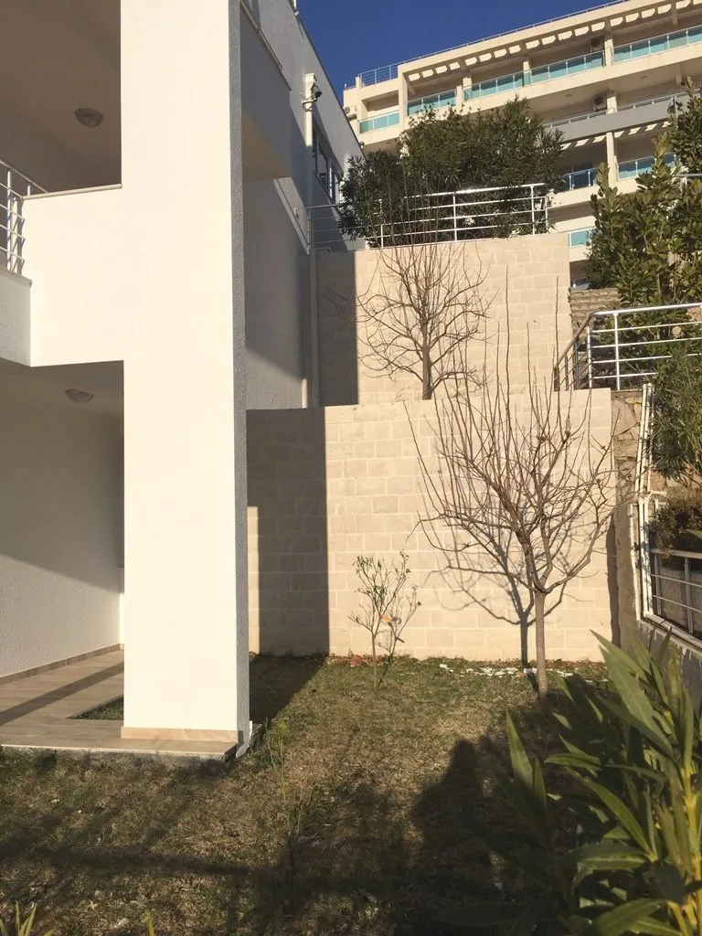 Sale, house, 350m², Dobra Voda, Bar