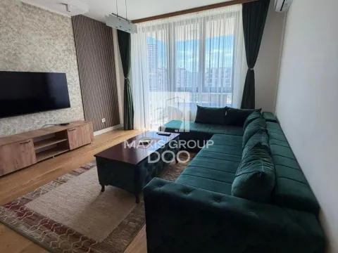 Prodaja, trosoban stan, 78m², Savski Venac, Beograd - image 1