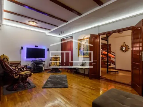 Stan in Gundulićev Venac