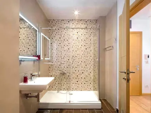 Sale, two bedroom apartment, 77m², Centar, Budva - image 9