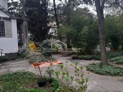 Sale, one bedroom apartment, 29m², Senjak, Beograd - image 11