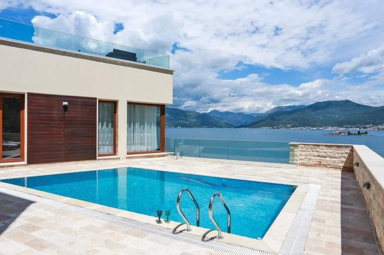 Sale, house, 517m², Krašići, Tivat
