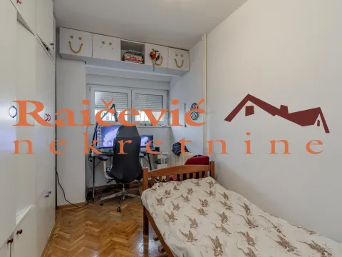 Sale, three bedroom apartment, 73m², Zemun Gornji Grad, Zemun Sve Podlokacije - image 17