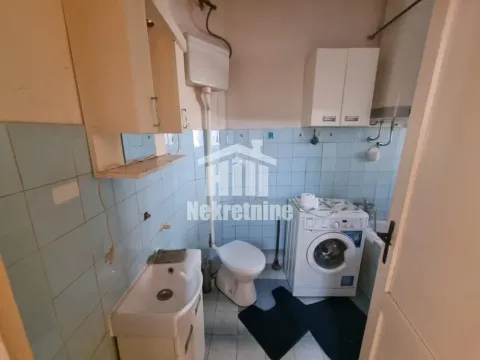 Prodaja, dvosoban stan, 61m², Zemun Centar, Zemun Sve Podlokacije - image 8