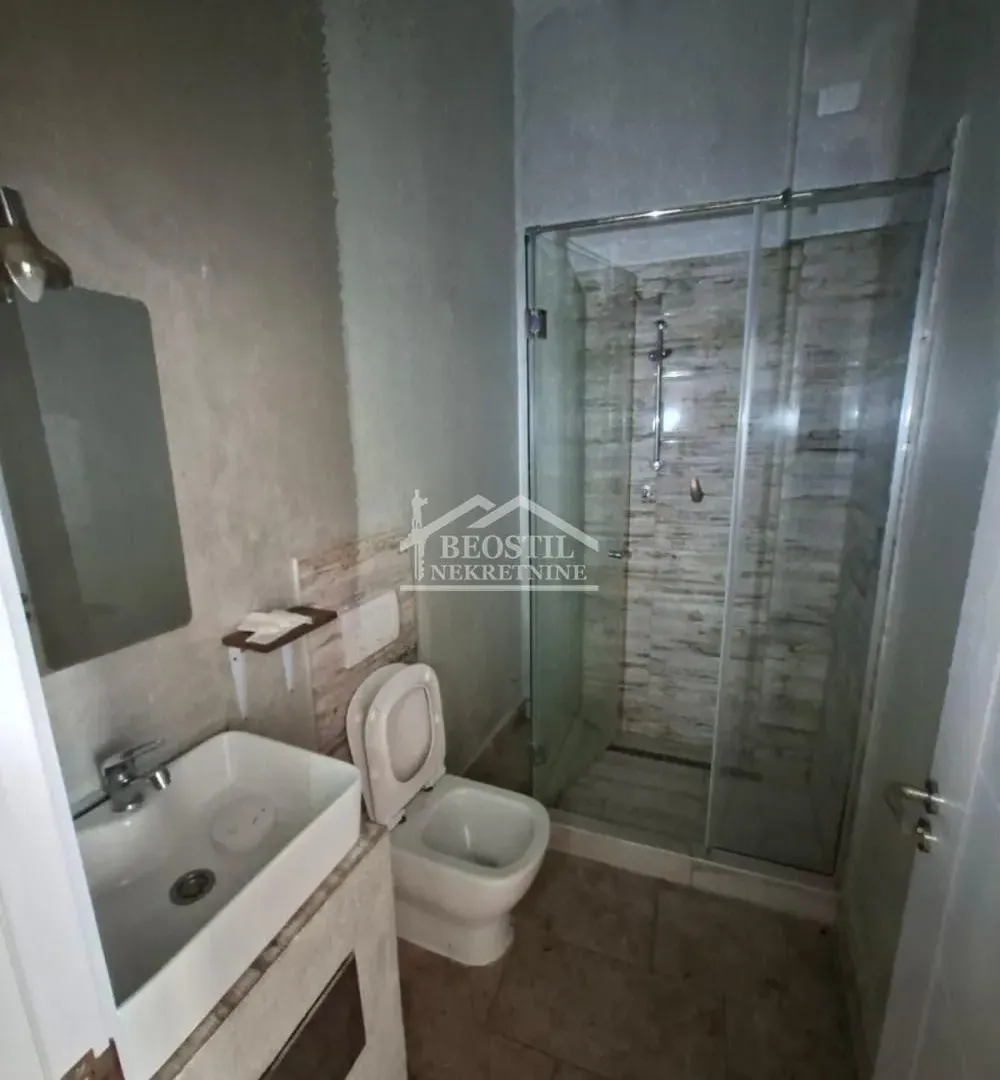 Rent, office space, 594m², Stari Grad, Beograd