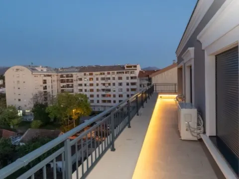 Izdavanje, trosoban stan, 163m², Dalmatinska ulica, Podgorica - image 3