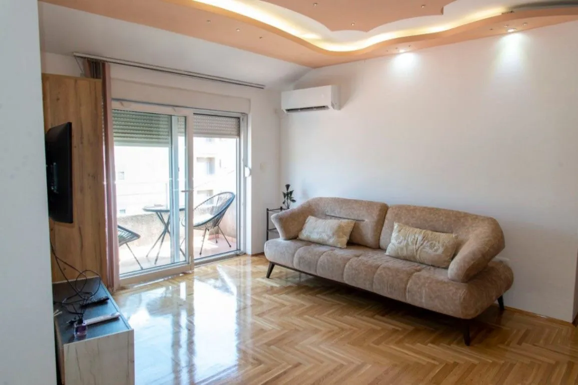 Izdavanje, stan, 46m², Ljubović, Podgorica