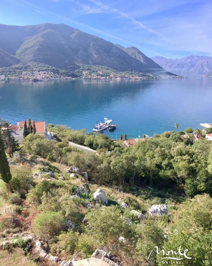 Prodaja, plac, 3060m², Dobrota, Kotor