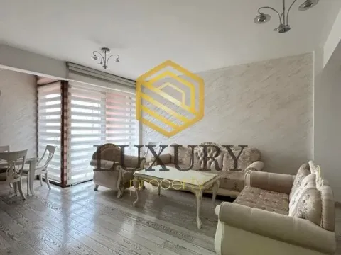 Izdavanje, trosoban stan, 95m², Kod Capital Plaze, Podgorica - image 14