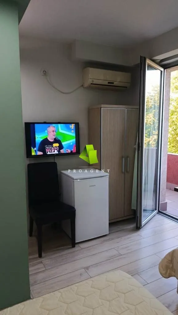 Prodaja, trosoban stan, 99m², Pantelej, Niš