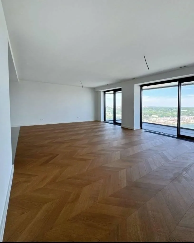 Sale, four bedroom apartment, 176m², Savski Venac, Beograd