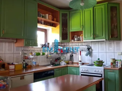 Prodaja, kuća, 465m², Voždovac Sve Podlokacije, Beograd - image 16