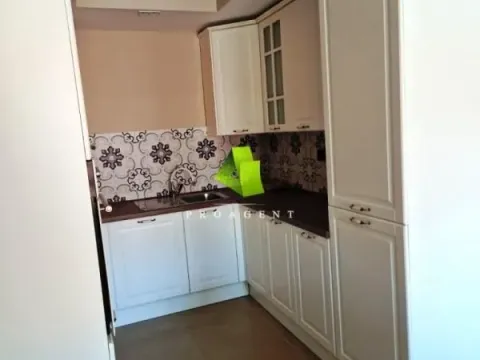 Izdavanje, četvorosoban stan, 110m², Medijana, Niš - image 4