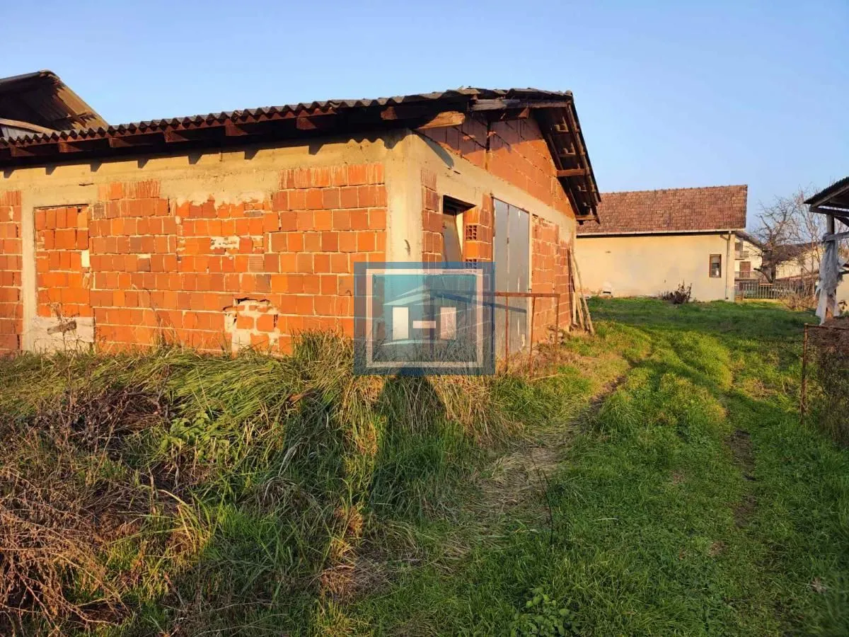 Prodaja, kuća, 200m², Dragocvet, Jagodina