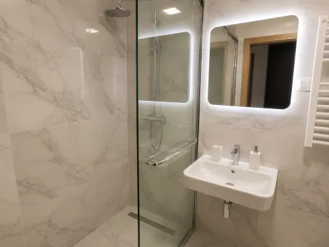 Izdavanje, jednosoban stan, 45m², City Kvart, Podgorica - image 6