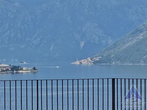 Sale, four bedroom apartment, 200m², Dobrota, Kotor - image 6