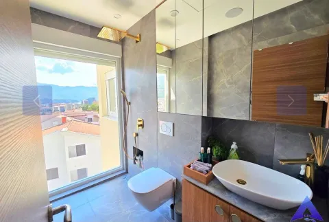 Sale, two bedroom apartment, 77m², Bečići, Budva - image 7