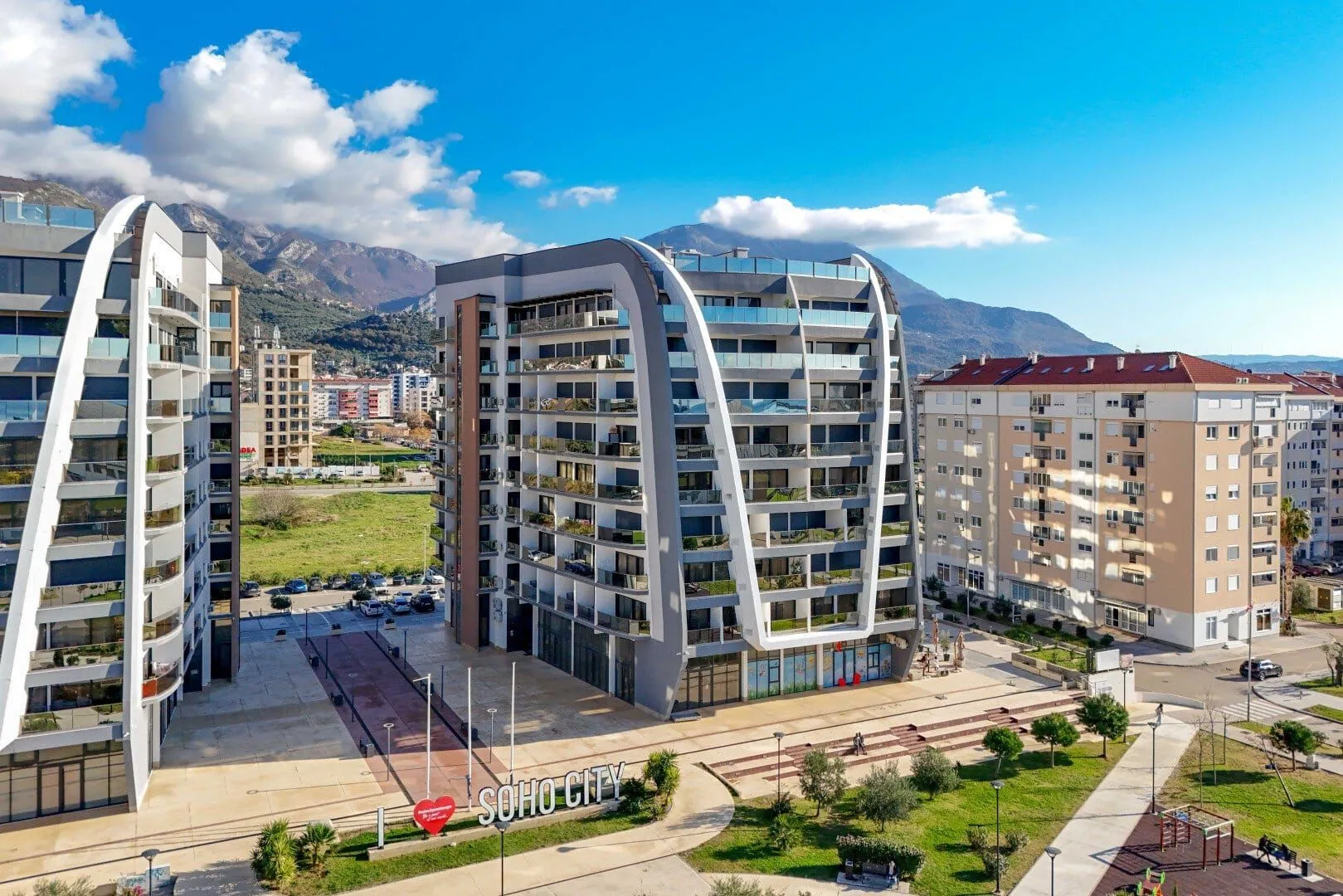 Prodaja, jednosoban stan, 65m², Centar, Bar