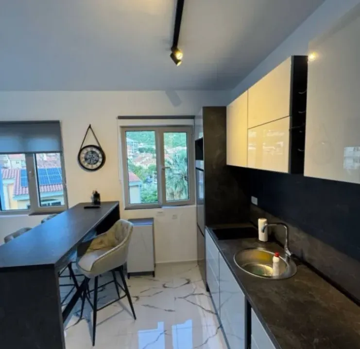 Stan-na-dan, garsonjera, 30m², Budva, Crna Gora