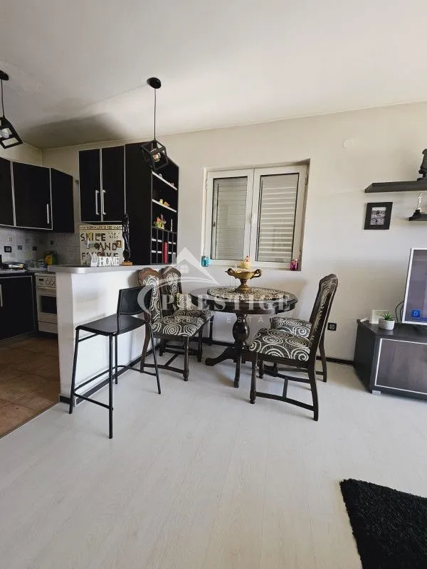 Prodaja, dvosoban stan, 65m², Centar, Podgorica