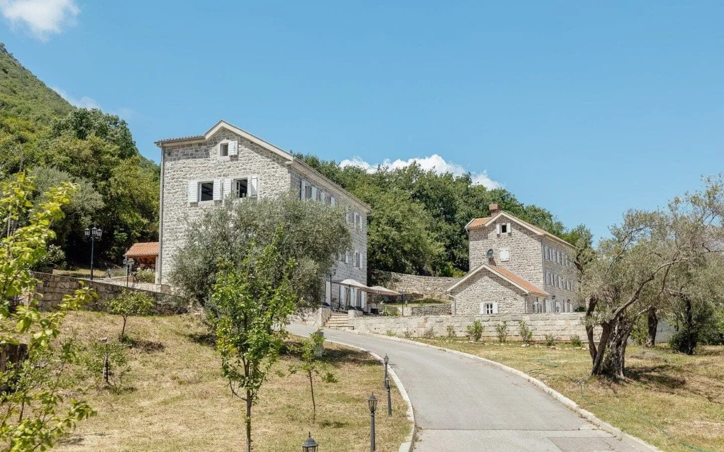 Sale, house, 800m², Prčanj, Kotor