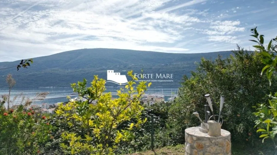 Prodaja, kuća, 76m², Đenovići, Herceg Novi