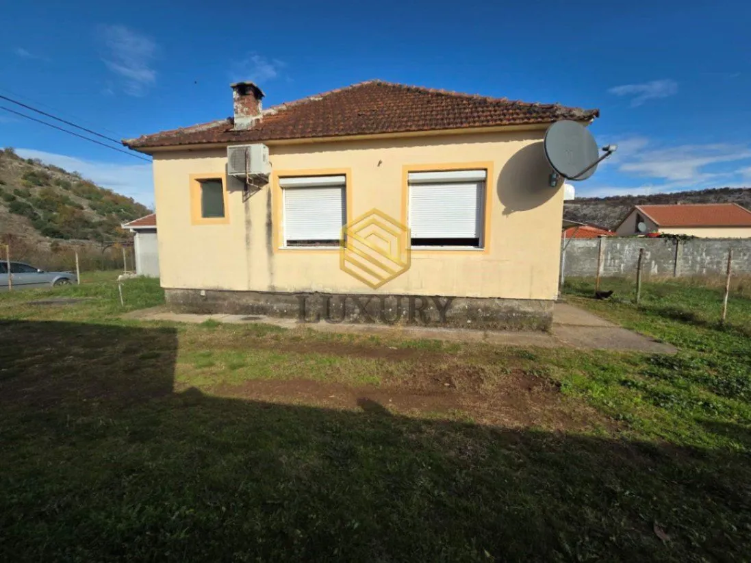 Prodaja, kuća, 83m², Rogami, Podgorica